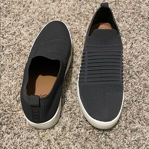 DUNES GREY SLIP ON SHOES